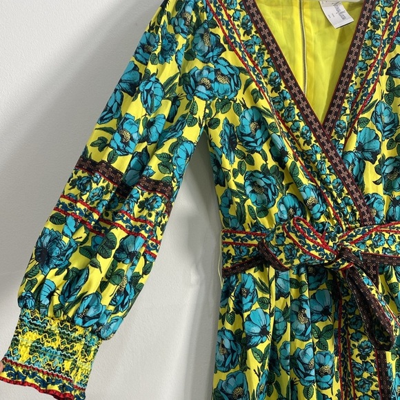 Alice + Olivia Simona Mini Wrap Dress Size 6 - Picture 8 of 16